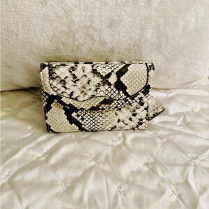 Urban Originals Black and Cream Snake Print Wallet